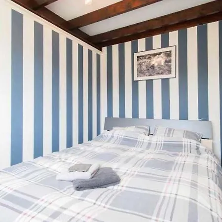 Дом отдыха Schoorlmates' Bungalow Schoorldamwarmenhuizen Privatsphaere Geniessen Варменхёйзен