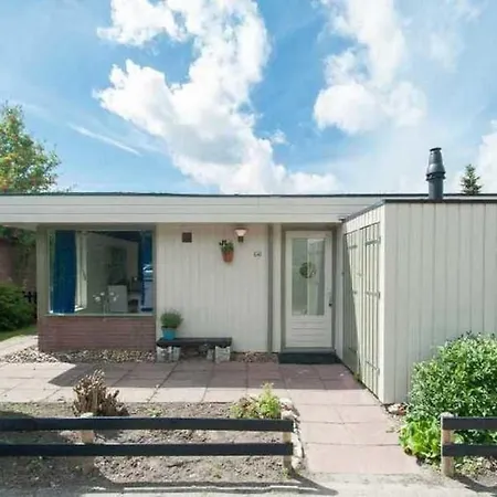 Дом отдыха Schoorlmates' Bungalow Schoorldamwarmenhuizen Privatsphaere Geniessen *