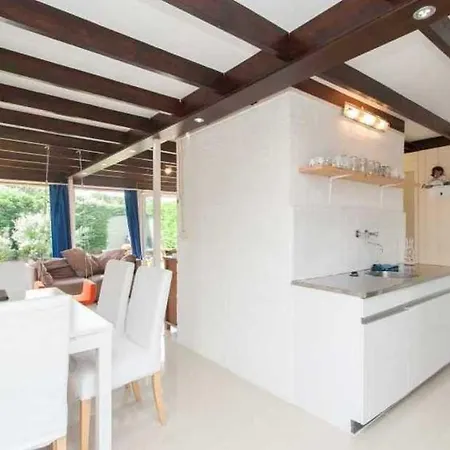 Schoorlmates' Bungalow Schoorldamwarmenhuizen Privatsphaere Geniessen * Варменхёйзен