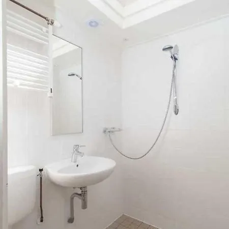 Schoorlmates' Bungalow Schoorldamwarmenhuizen Privatsphaere Geniessen * Варменхёйзен