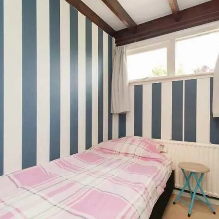 Schoorlmates' Bungalow Schoorldamwarmenhuizen Privatsphaere Geniessen Дом отдыха